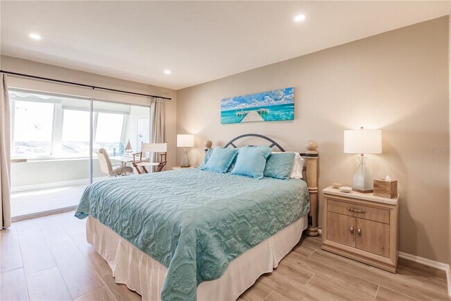 Building Photo - 1200 E Peppertree Ln