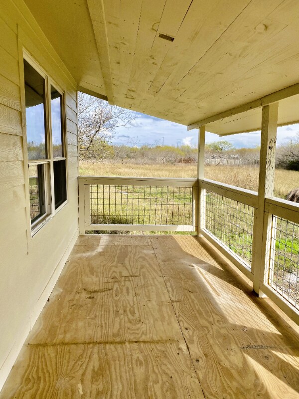 Building Photo - 10888 State Park Rd