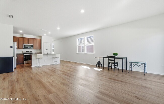 Building Photo - 7662 Merchants Way