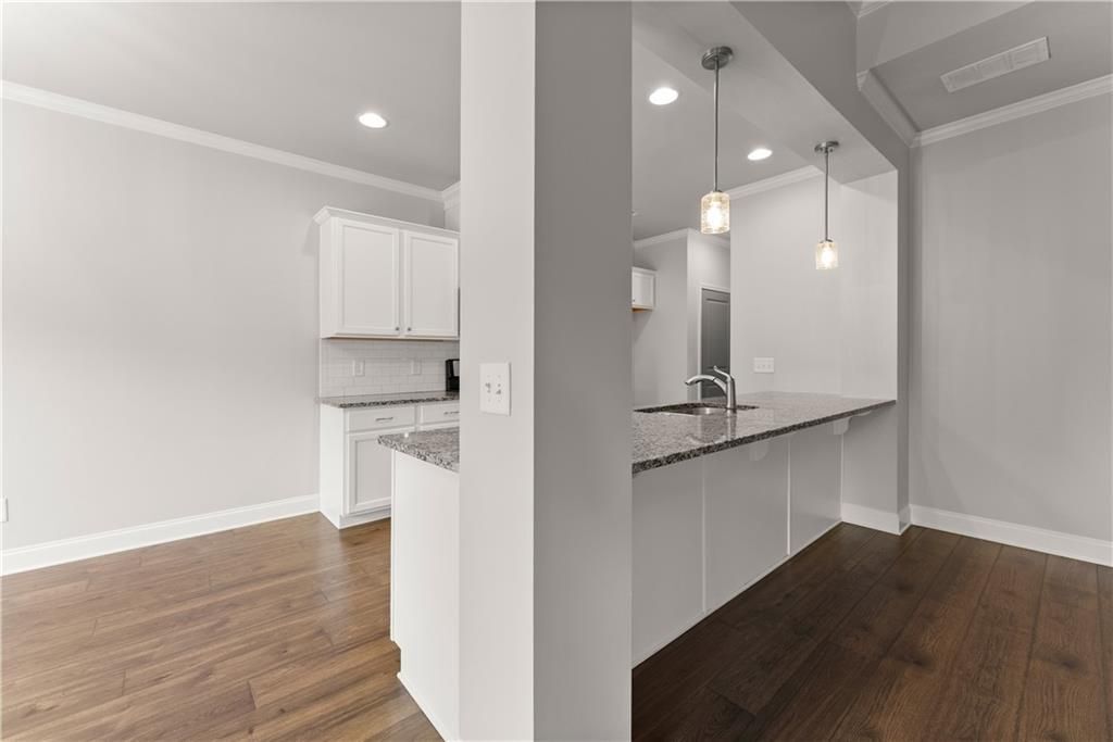 Building Photo - 6292 Gaines Ferry Rd