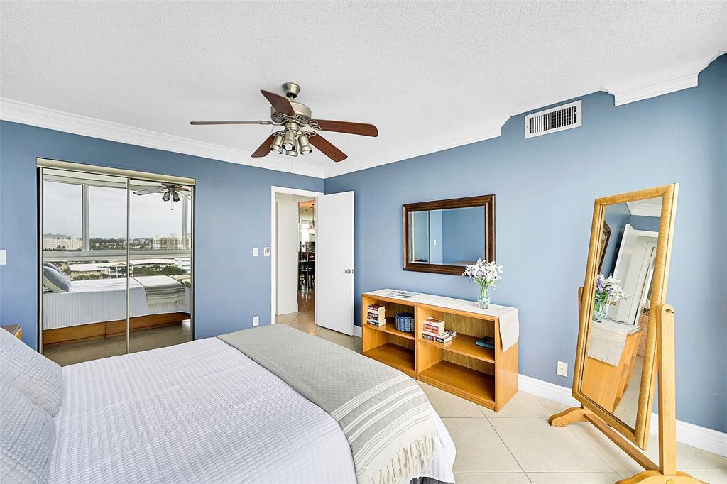 Building Photo - 2715 N Ocean Blvd