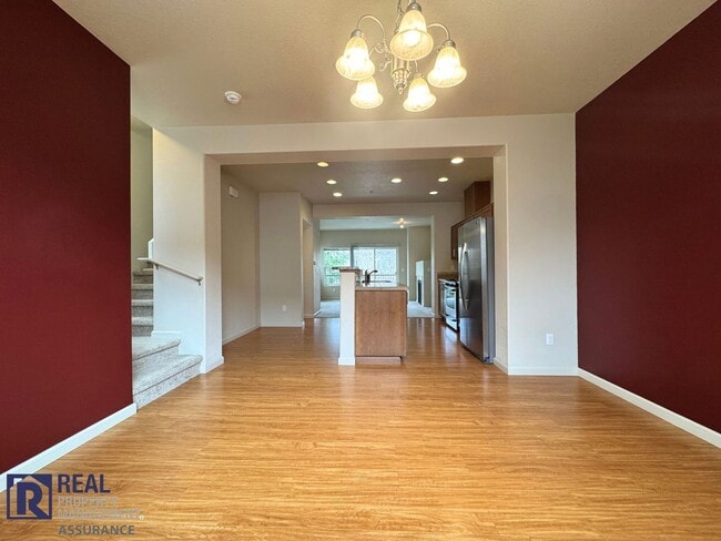 Building Photo - 10733 NE Gateway Pl