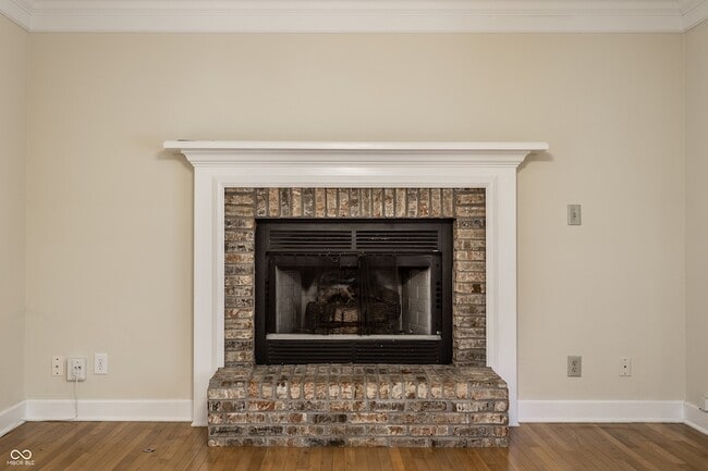 Building Photo - 795 Grace Dr