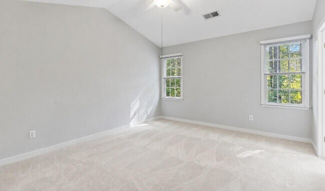 Building Photo - 10813 Kittery Pl