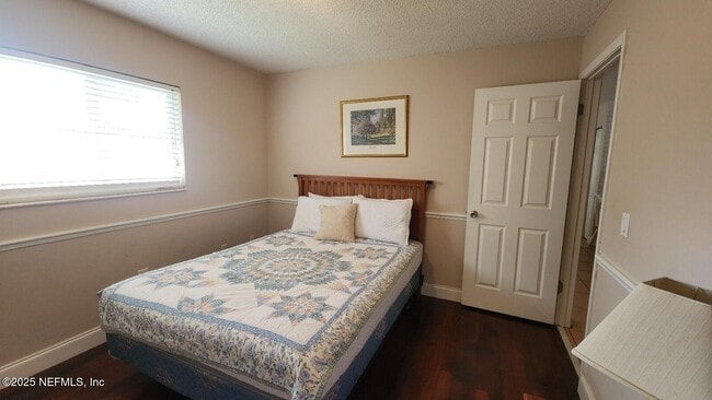 Building Photo - 10 Blackfoot Ct
