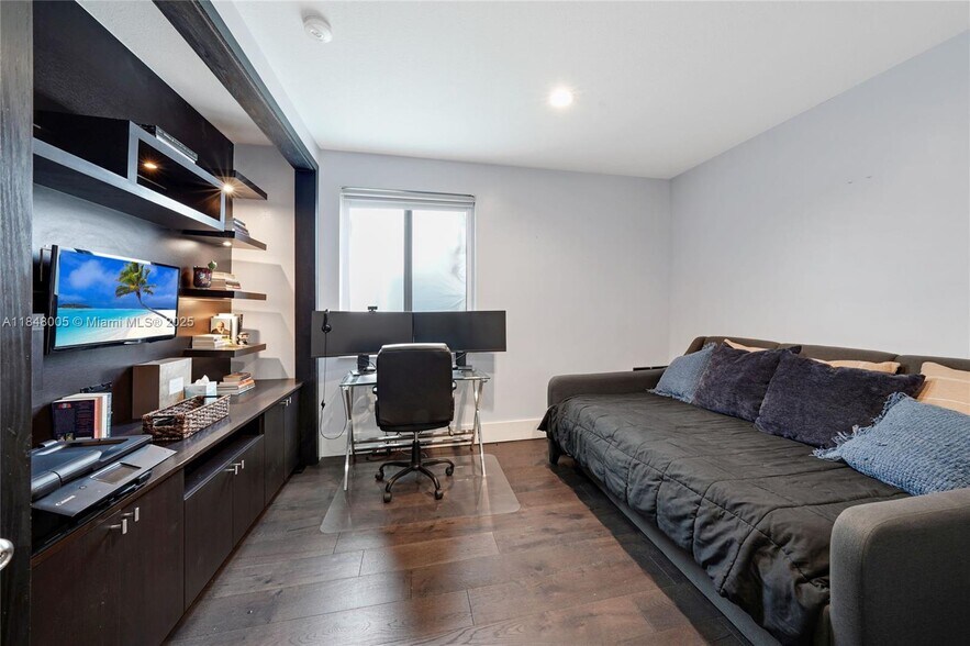 Building Photo - 7567 SW 189th St