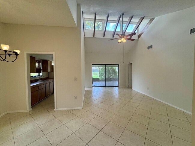 Building Photo - 10849 NW 30th Pl