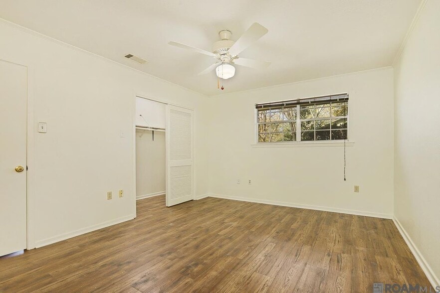 Building Photo - 7005 Whitlow Dr