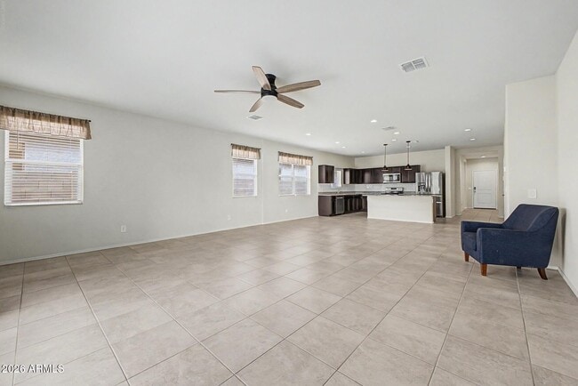 Building Photo - 18363 W Whispering Wind Dr