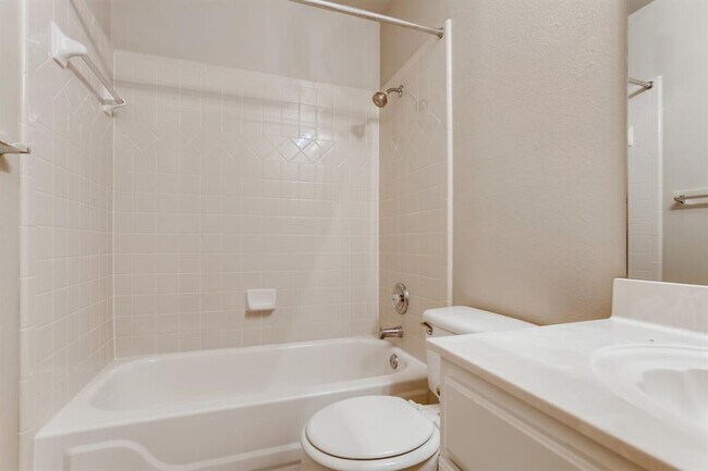 Building Photo - 6312 Taylorcrest Dr