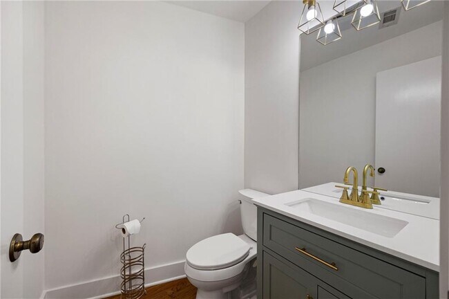 Building Photo - 4198 Lake Rill Ct