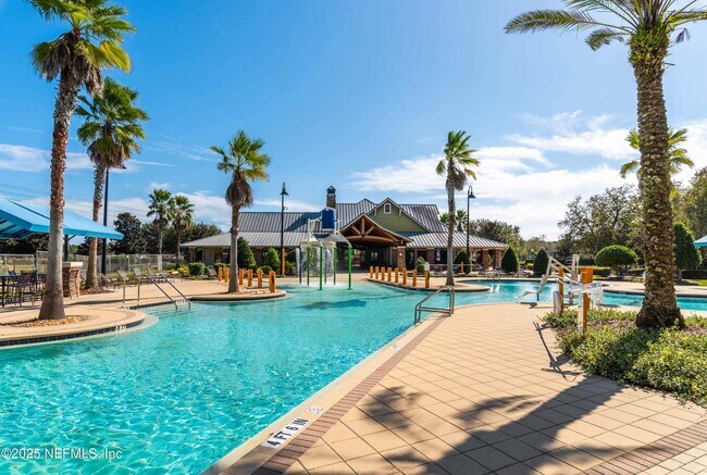 Building Photo - 4556 Pine Ridge Pkwy