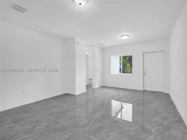 Building Photo - 2448 NW 42nd St
