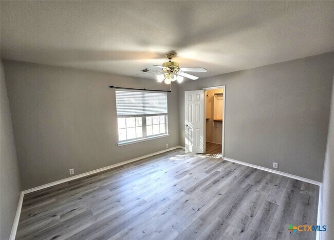 Building Photo - 1715 Mountain Brook