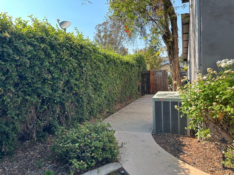 Building Photo - 20158 Barnard Ave