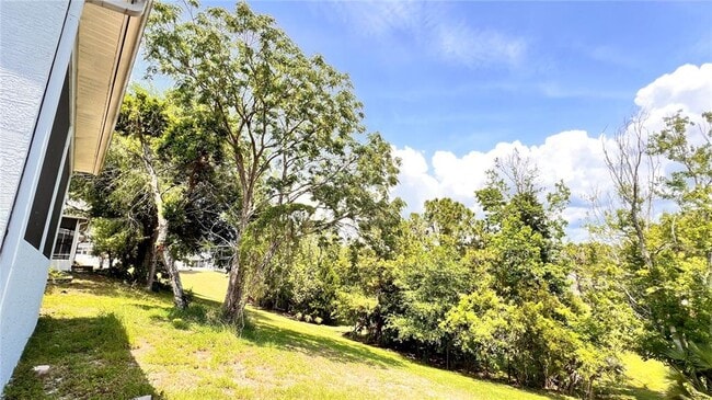 Building Photo - 949 Dekleva Dr