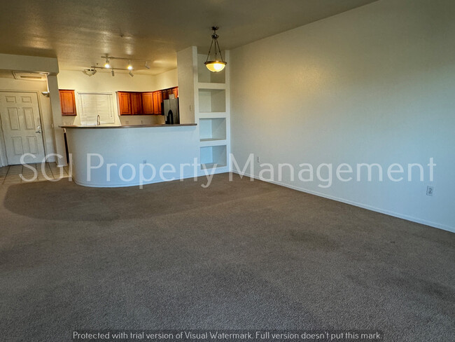 Primary Photo - Great Phoenix Condo for Rent!