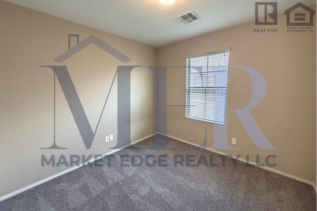 Building Photo - 3Bed/2.5Bath Townhouse at 83rd Ave/I-10! Ready for Immediate Move-In! -- FENCED-IN YARD! 2 CAR GA...