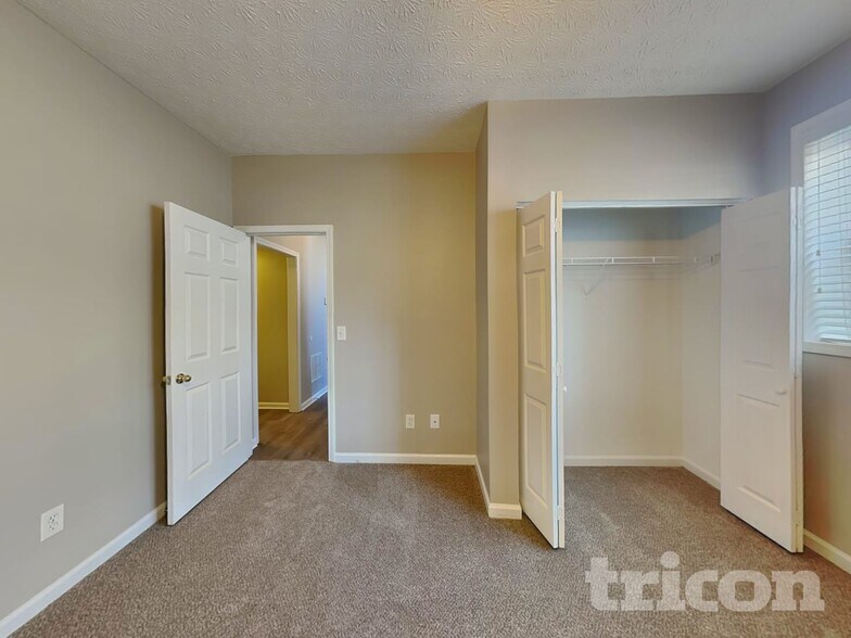 Building Photo - 3527 Butler Springs Trace