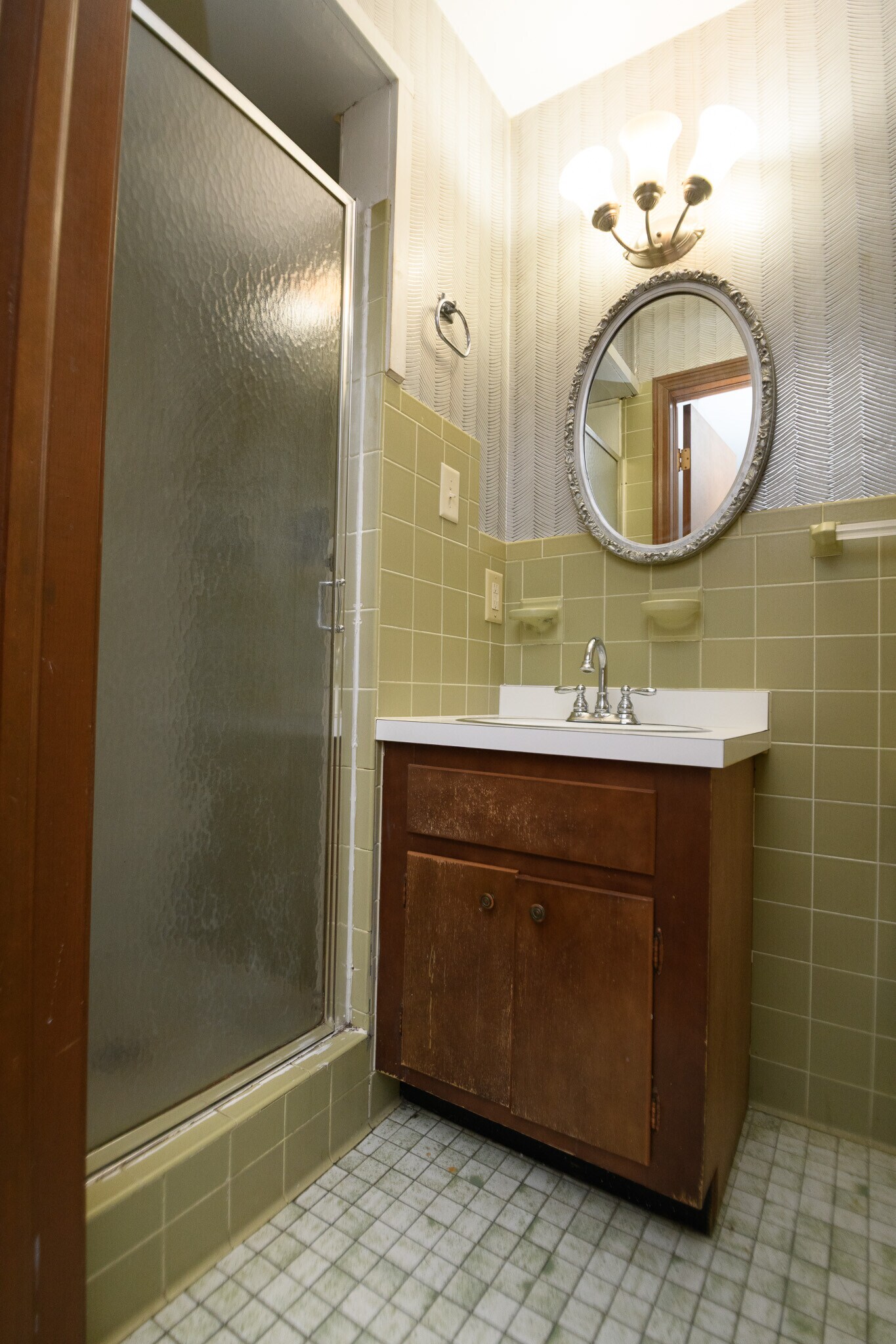 Building Photo - 2403 W 63rd Ave