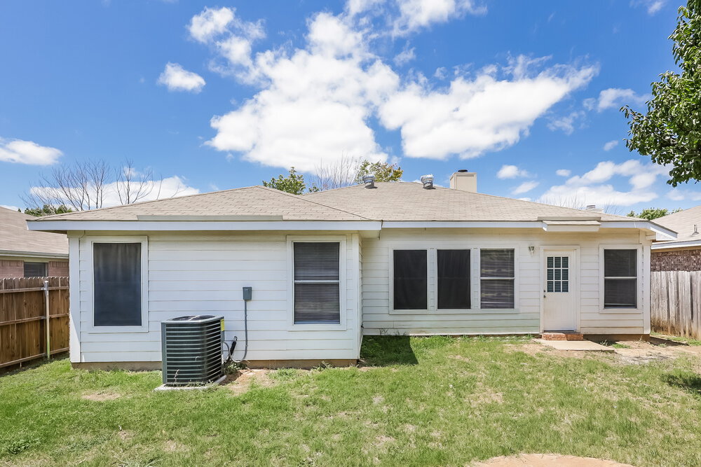 Building Photo - 7321 Ashbourne Way