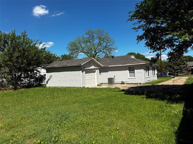 Building Photo - 510 Magnolia St