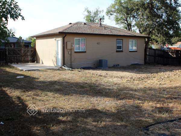 Building Photo - 13298 Lackland Dr