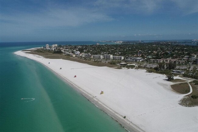 Building Photo - 8657 Palmer Park Cir