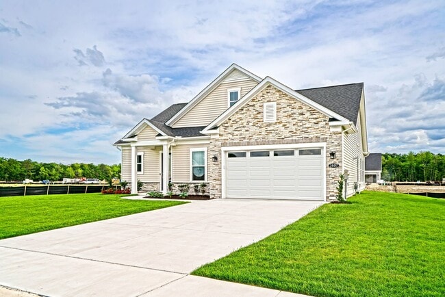 Building Photo - 24487 Robert Andrew Dr