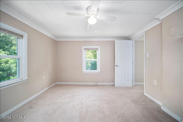 Building Photo - 203 S Elm St