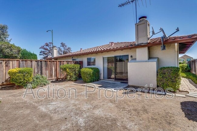 Building Photo - 1662 Merriton Ct