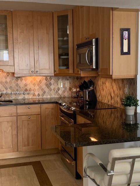 Building Photo - 9341 Collins Ave