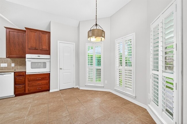 Building Photo - 24919 Corbin Gate Dr