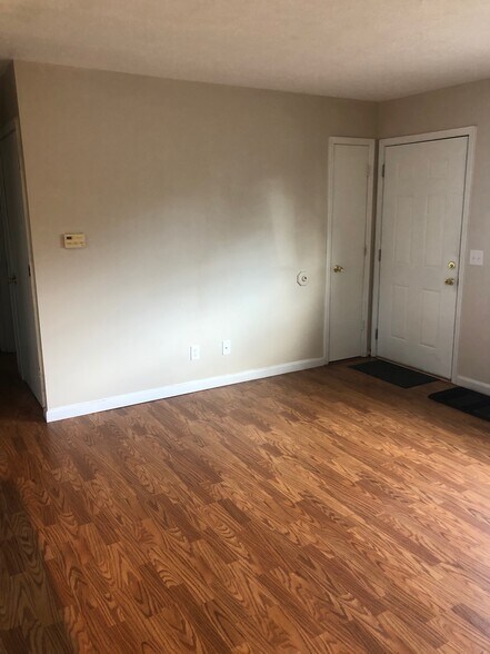 Living Room - 1510 Dot Street
