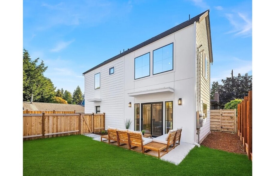 Primary Photo - 9224 36th Ave SW