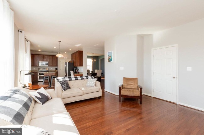 Building Photo - 17670 Cleveland Park Drive