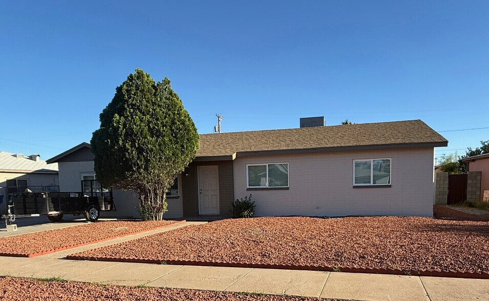 Building Photo - 4634 E Burns St