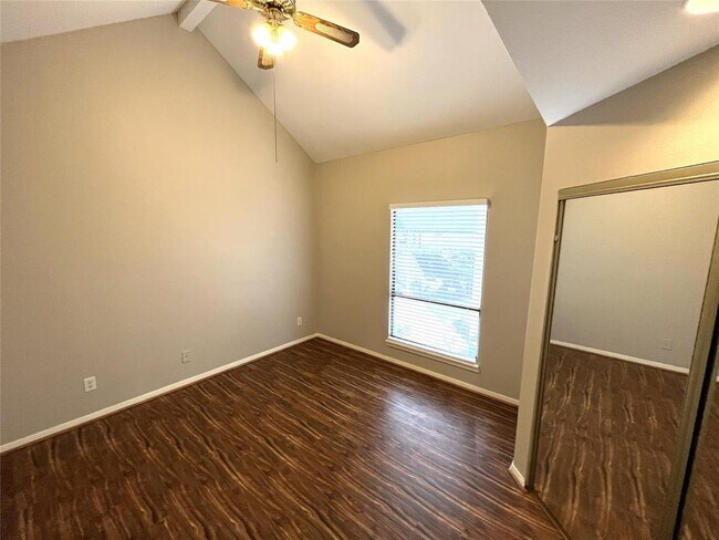 Building Photo - 4144 Greystone Way