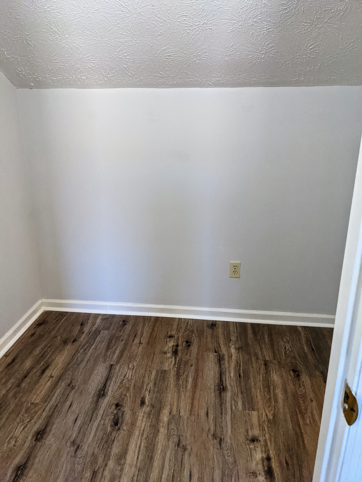Left side of extra large walk-in closet in main (right) upstairs bedroom - 3221 Hunters Point Dr