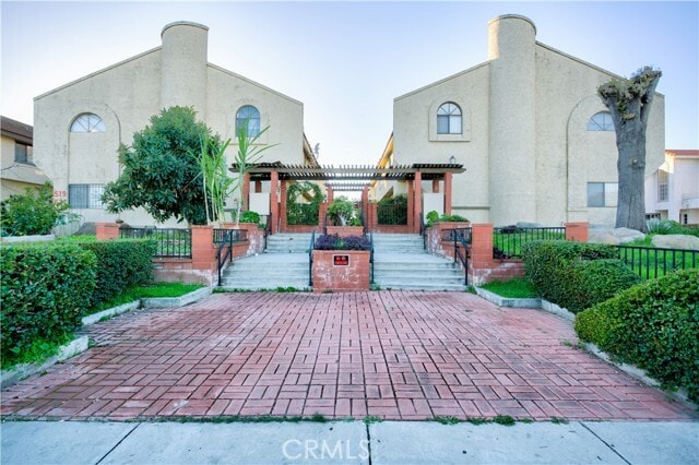 Building Photo - 523 N Alhambra Ave