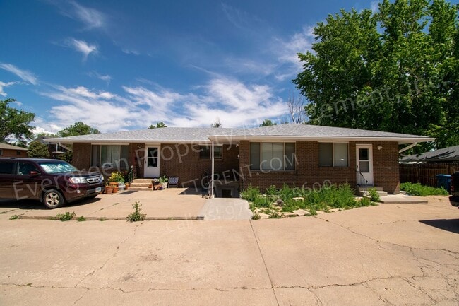 Building Photo - 1112 Alford St