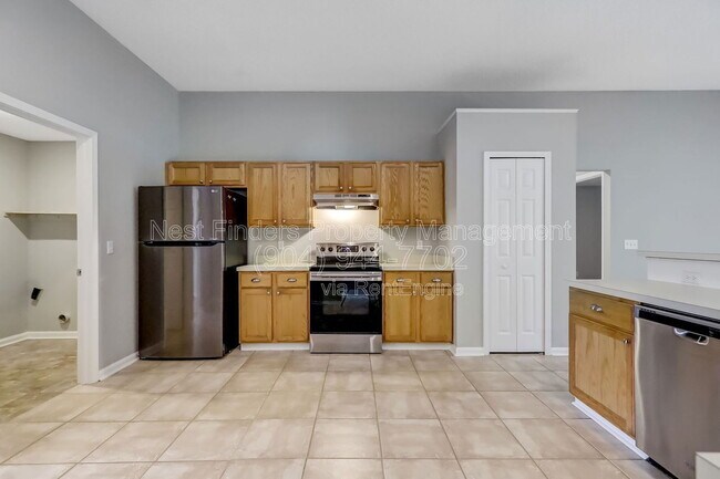 Building Photo - 9642 Pritmore Rd E