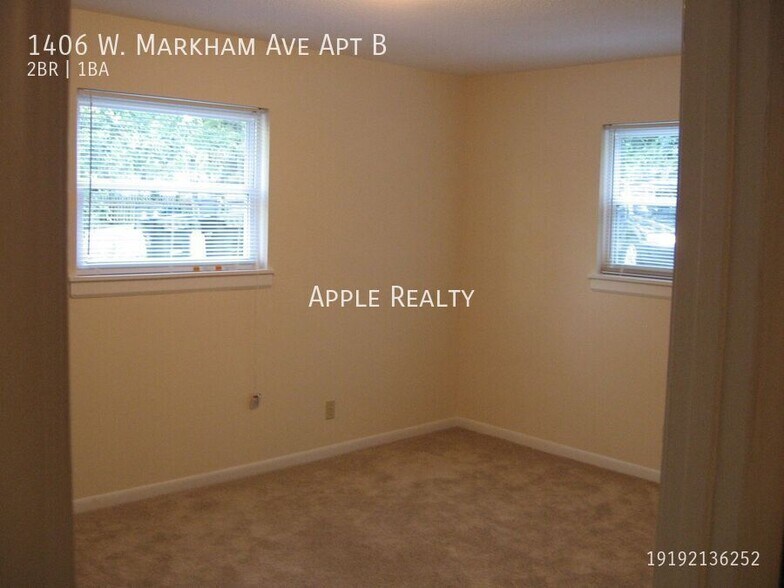 Building Photo - 1406 W Markham Ave