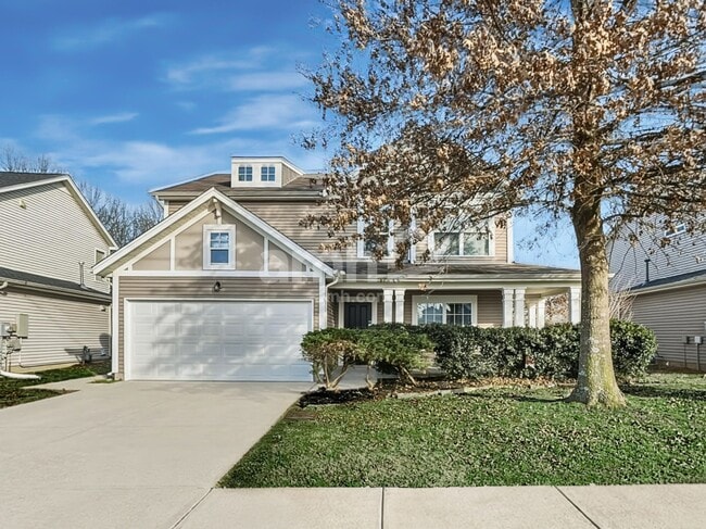 Building Photo - 4529 Hawthorn Dr