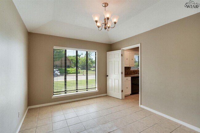Building Photo - 4301 Shady Ln