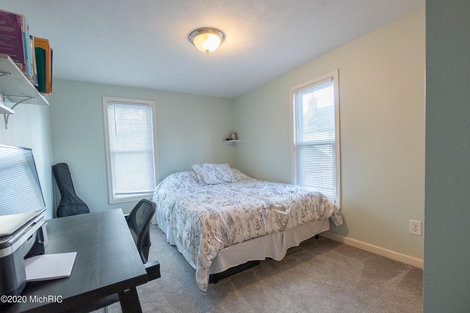 Building Photo - 416 5th St NW