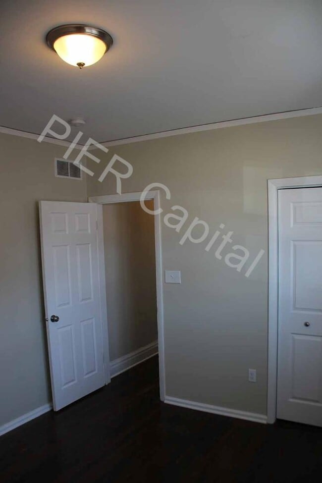 Building Photo - 2824 163rd Pl