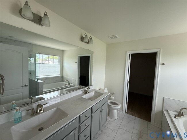 Building Photo - 10810 Porter Park Ln