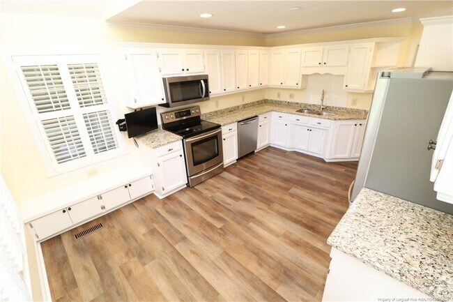 Building Photo - 119 Loch Bend Ln