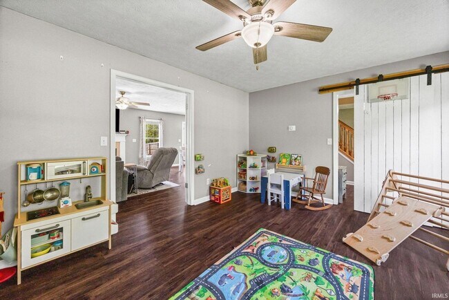 Building Photo - Beautiful South Lafayette Home Near Sterling Heights Park